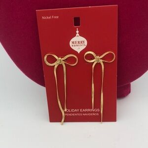 NWT Gold Bow Dangle Earrings